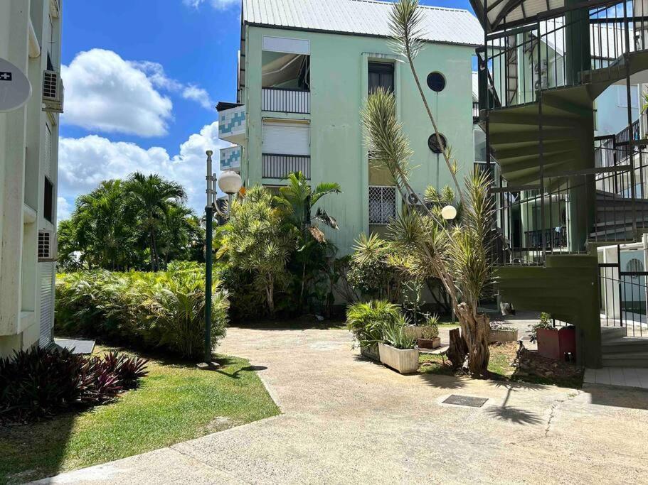 Studio Cosy Plage Et Piscine A Bas Du Fort Le Gosier  Exterior foto