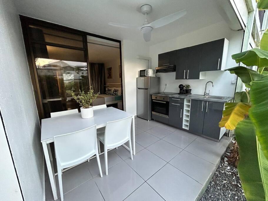 Studio Cosy Plage Et Piscine A Bas Du Fort Le Gosier  Exterior foto